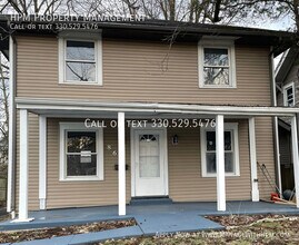 Building Photo - 866 S Hawkins Ave
