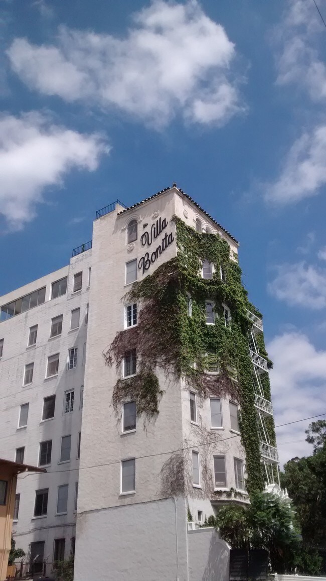 Foto del edificio - 1817 Hillcrest Rd