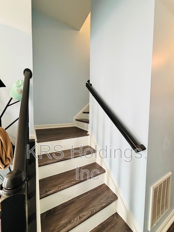 Foto del edificio - 7032 Wytheville Cir