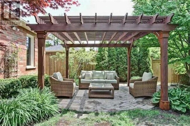 Photo du bâtiment - 118 Westchester Rd