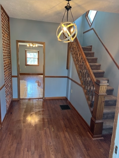 Foto del edificio - 821 Charles Ave