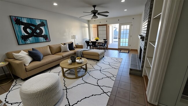 Building Photo - 12822 Shannon Hills Dr