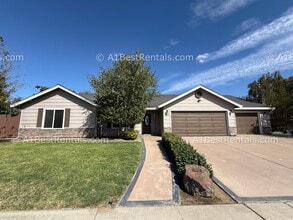 Building Photo - 15002 Cambridge Dr