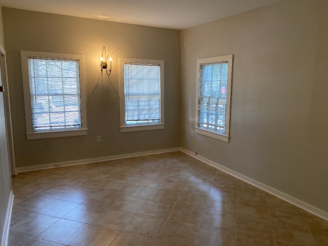 Photo - 1028 Fourth St Apartment