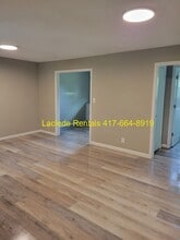 Building Photo - 489 Dilworth Rd