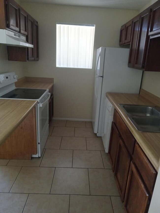 Building Photo - Garden Terrace Apartments