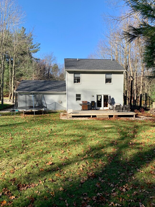 Building Photo - 4841 Olde Forest Dr