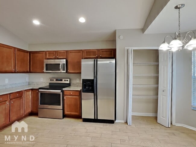 Building Photo - 2707 Osprey Creek Ln