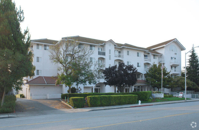 Foto del edificio - Holiday Warburton Place