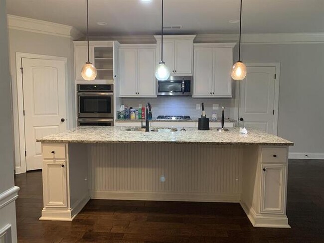 Building Photo - 2530 Lake Erma Drive, Hampton, GA, 30228