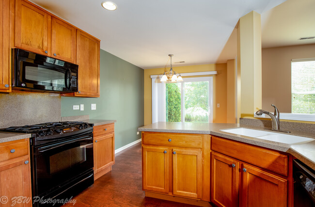 Building Photo - 609 Hawley Dr