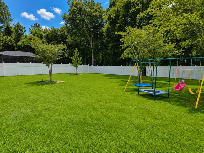 Building Photo - 33410 Sunny Parke Cir