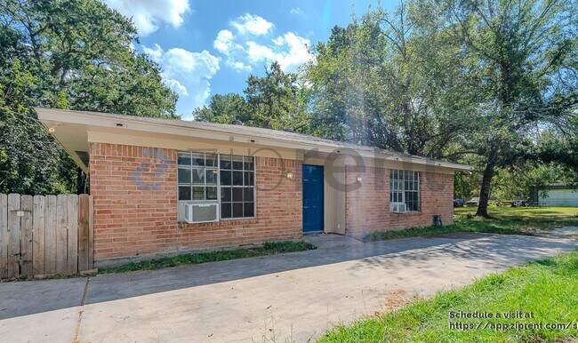 Foto del edificio - 7515 Carl Rd Ext