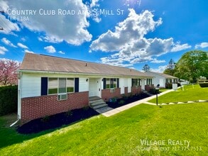 Building Photo - 813 Country Club Rd