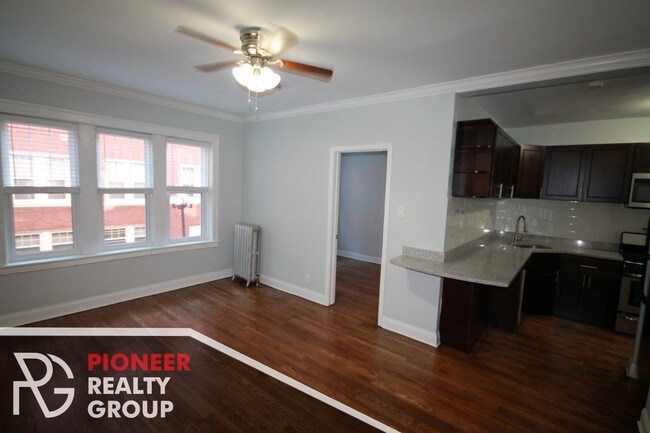 Foto del edificio - 6100 N Winthrop Ave