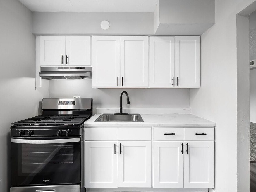 Foto principal - Heights Garden Apartments