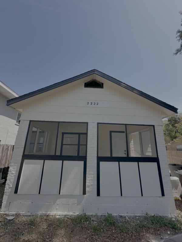 Building Photo - 2222 10th St S