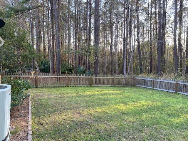 Fenced backyard - 2612 Palmetto Hall Blvd