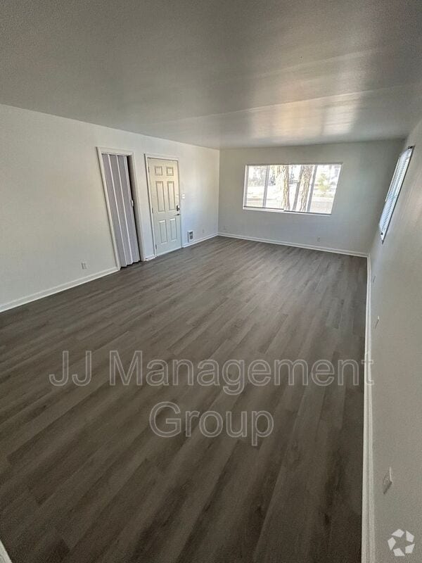 Building Photo - 1225 2nd St