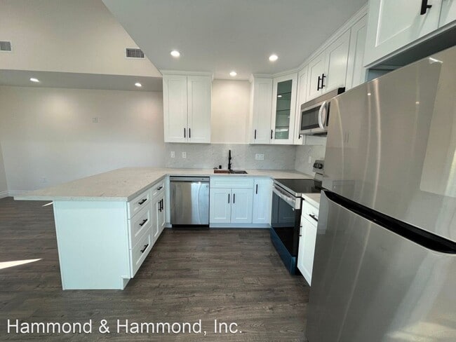 Building Photo - 1 br, 1 bath House - 21103 Mayall St.