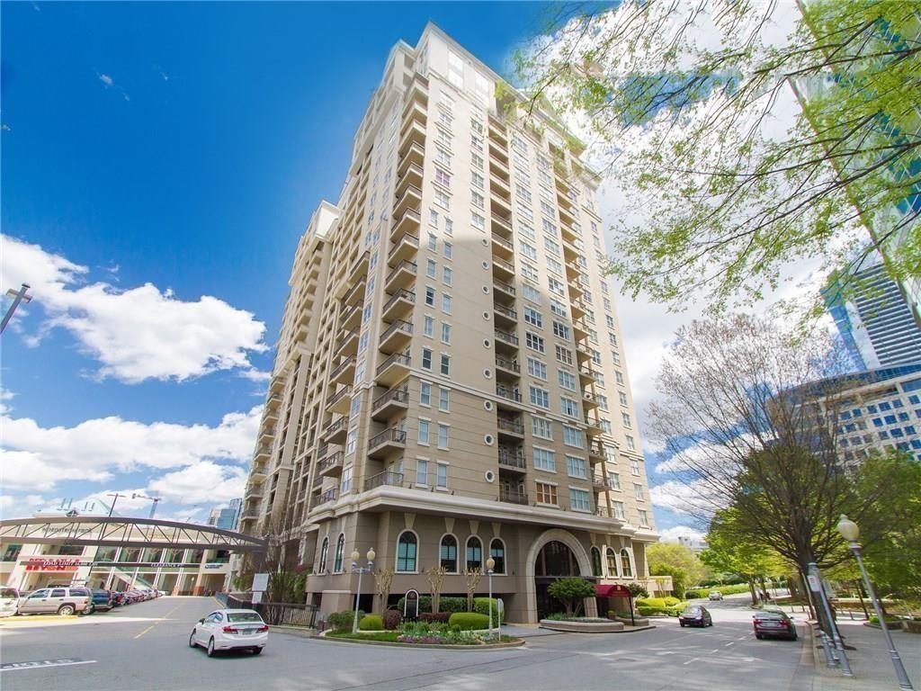 Foto principal - 3334 Peachtree Rd