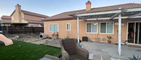 Building Photo - 743 Sweet Clover Loop