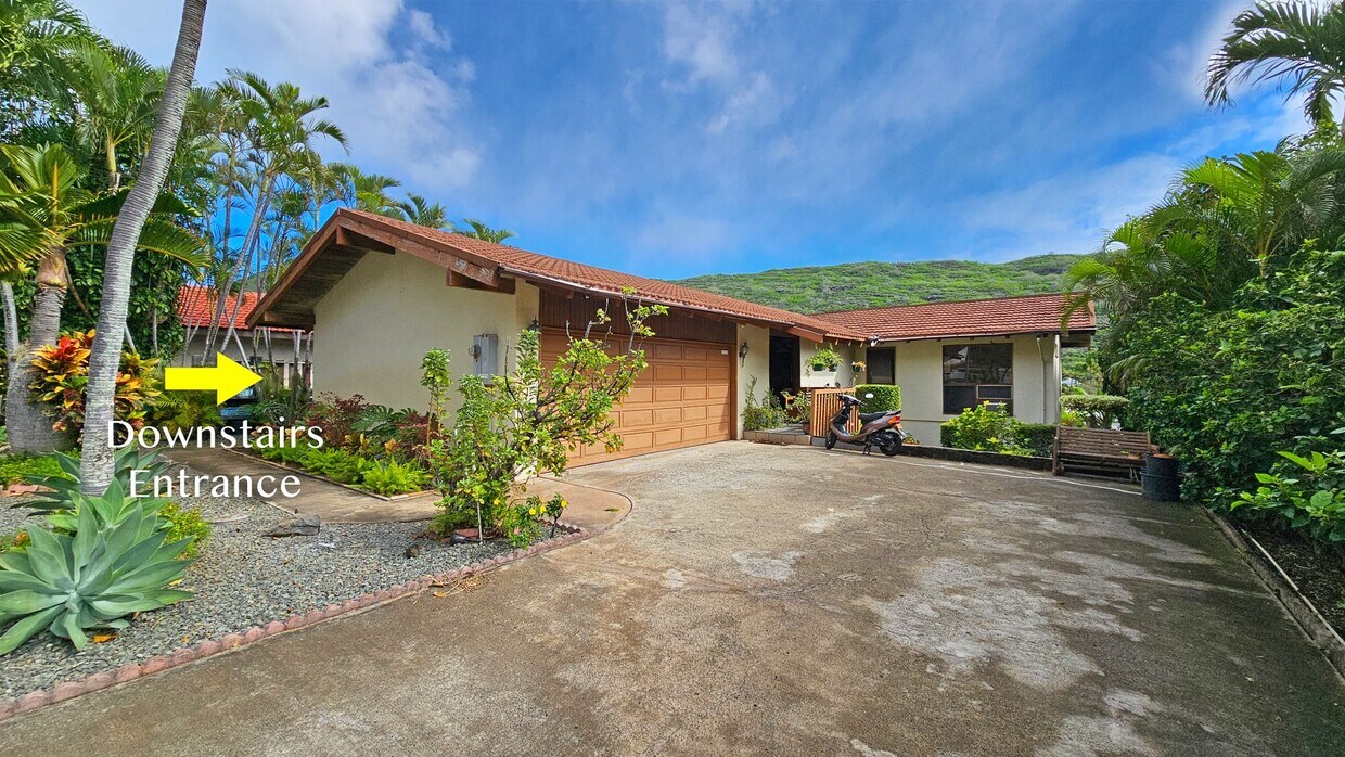 Primary Photo - 2 bedroom 1 bath duplex in Kalama Valley!