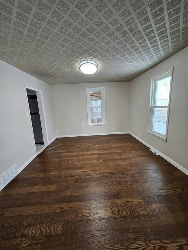 Foto del edificio - 2644 4th St