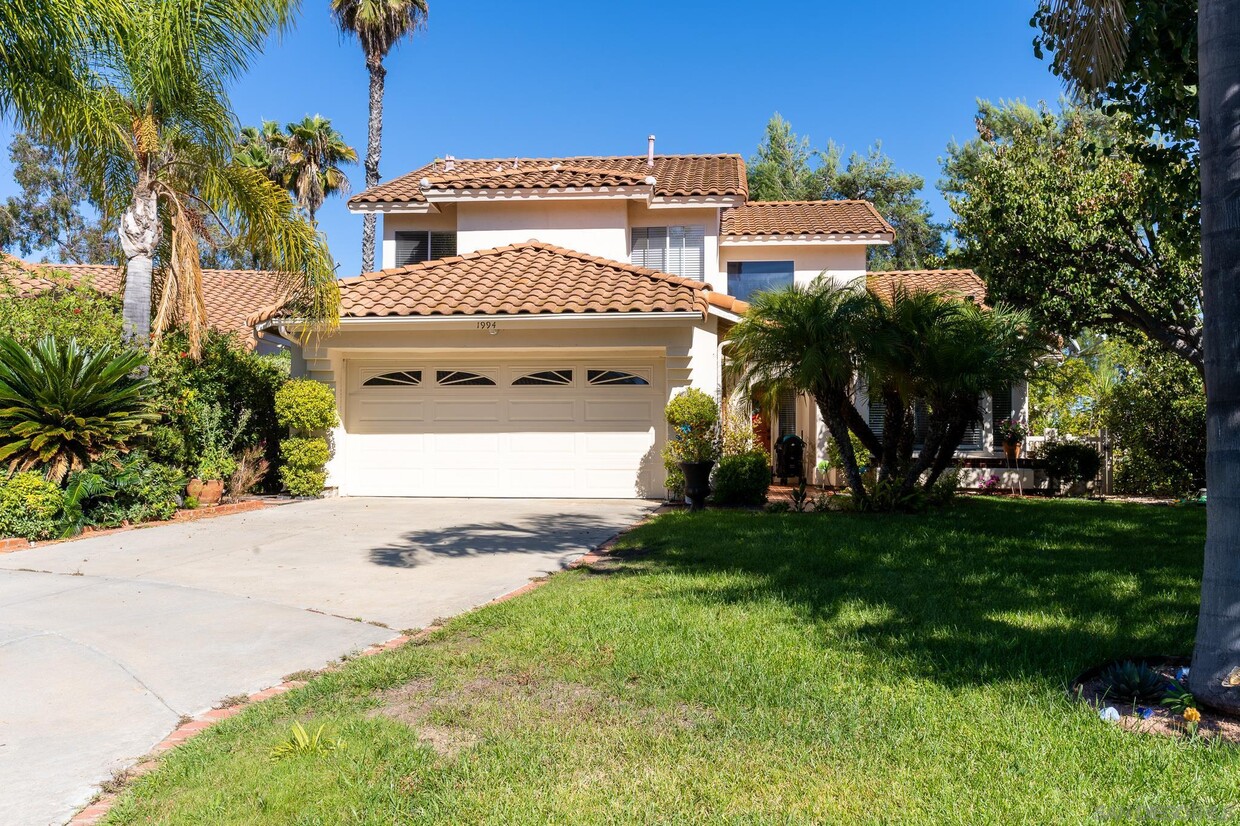 1994 Moonglow Ct, Vista, CA 92081 House for Rent in Vista, CA