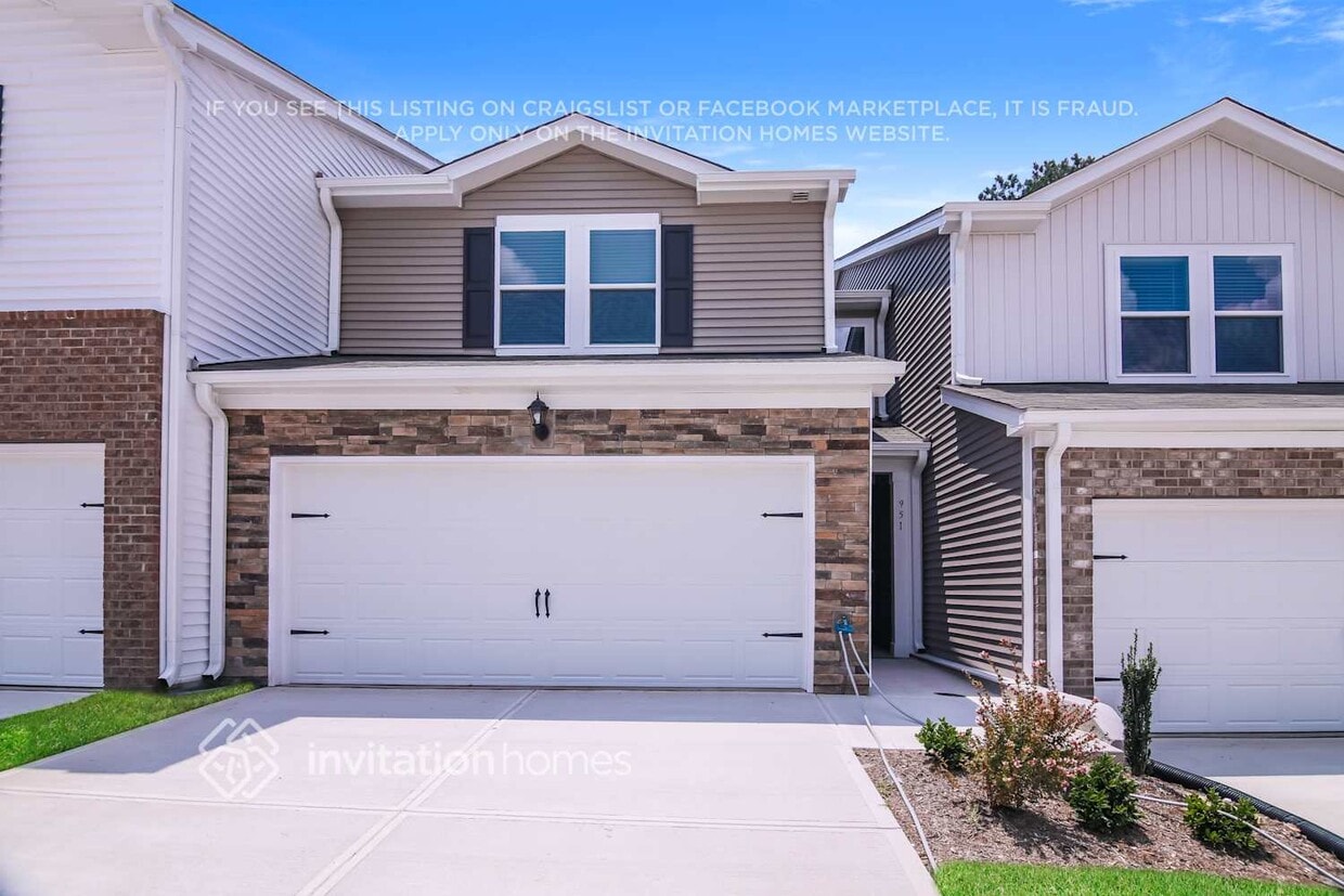Foto principal - 951 Greenville Wy