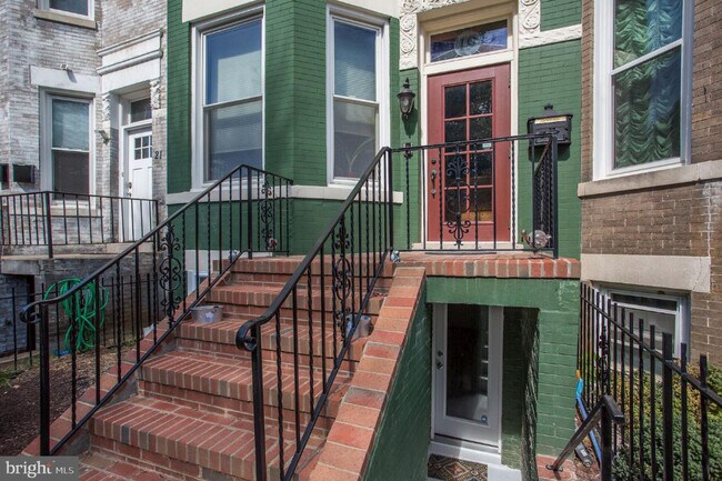 Front Door - 19 Bryant St NW