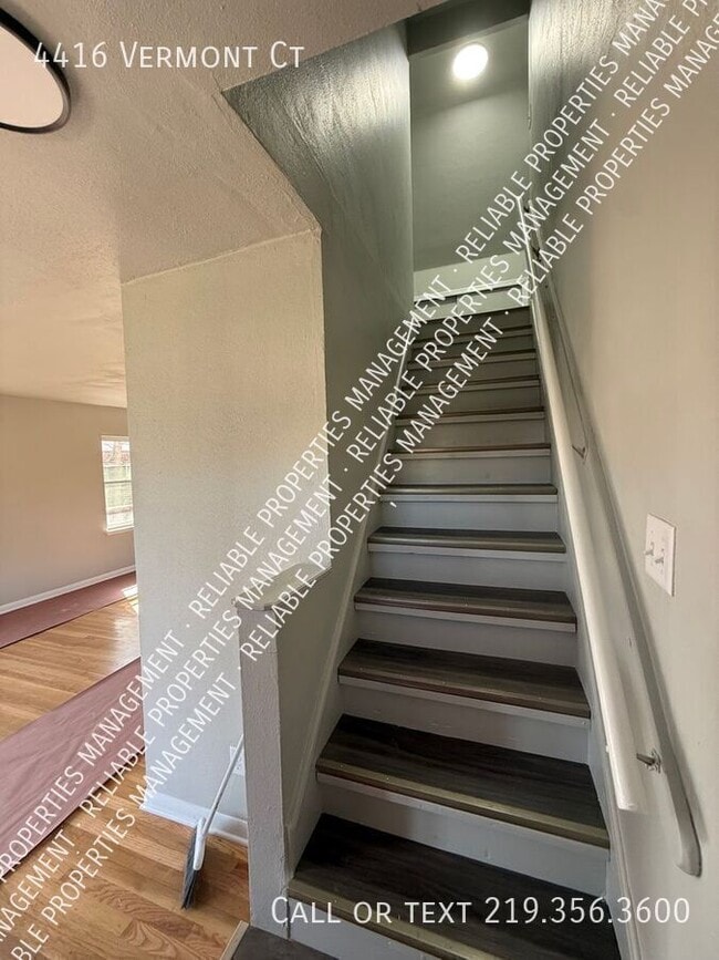 Building Photo - 4416 Vermont Ct