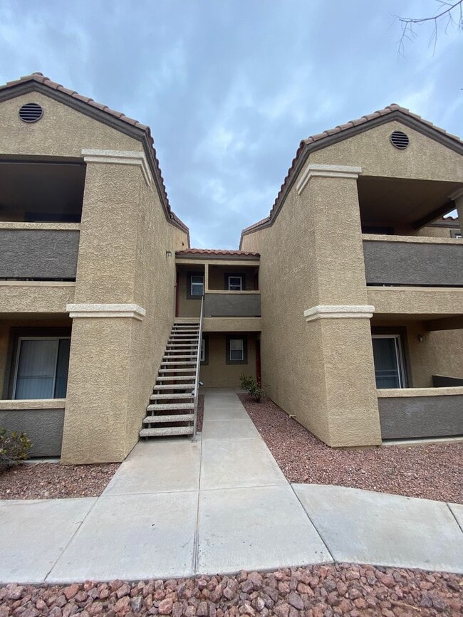 Building Photo - 2300 E Silverado Ranch Blvd