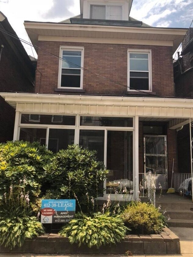 Photo - 332 Ophelia Street