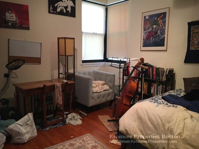 Building Photo - 501 Beacon St