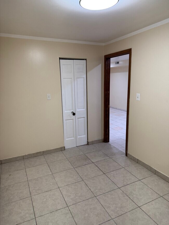 Foto del edificio - 3748 W Cermak Rd