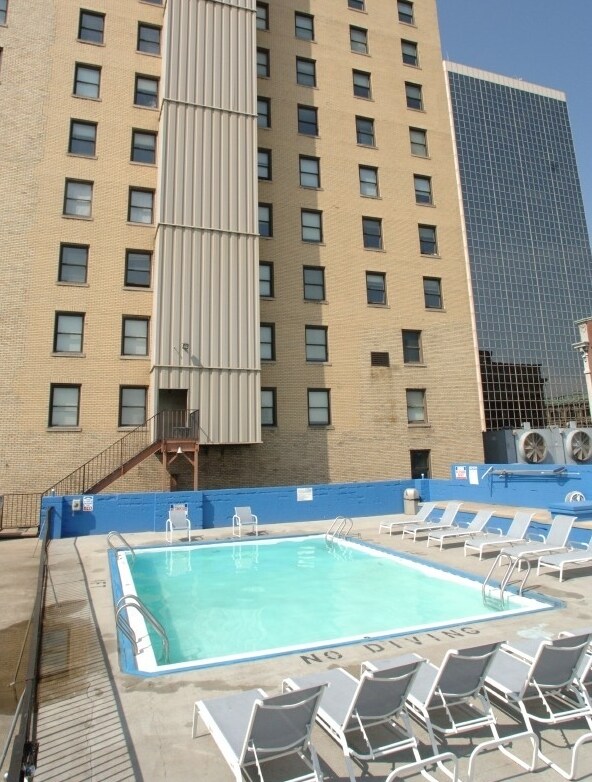 Kentucky Towers Apartments Louisville, KY