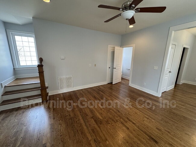 Foto del edificio - 1410 Caldwell Ave