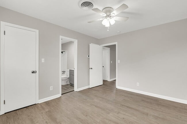 Building Photo - The Point