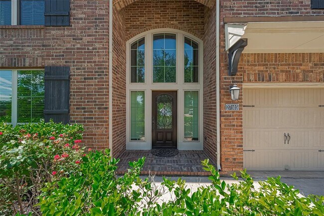 Foto del edificio - 27103 Nashua Falls Ln