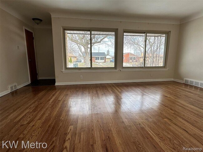 Foto del edificio - 21624 Winshall St