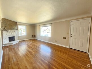 Building Photo - 2907 W Boone Ave