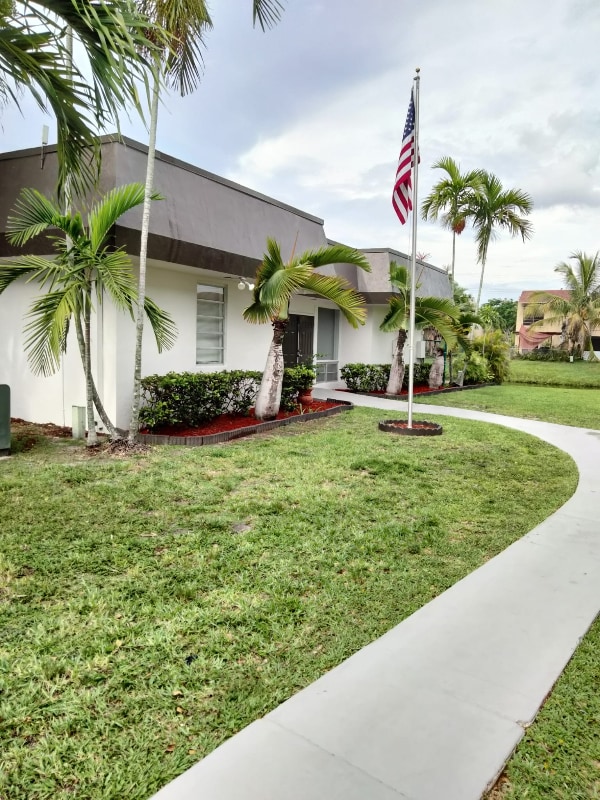 Photo - 10395 N Kendall Dr