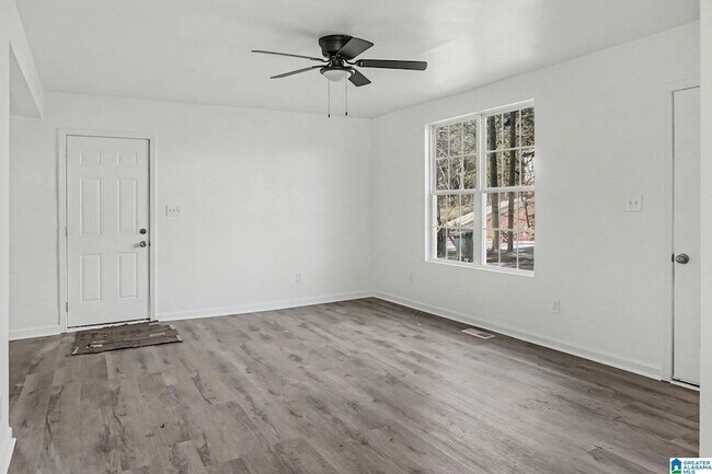 Foto del edificio - 6821 65th St S