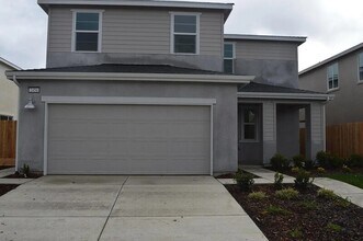 Building Photo - 2454 Fidalgo Wy
