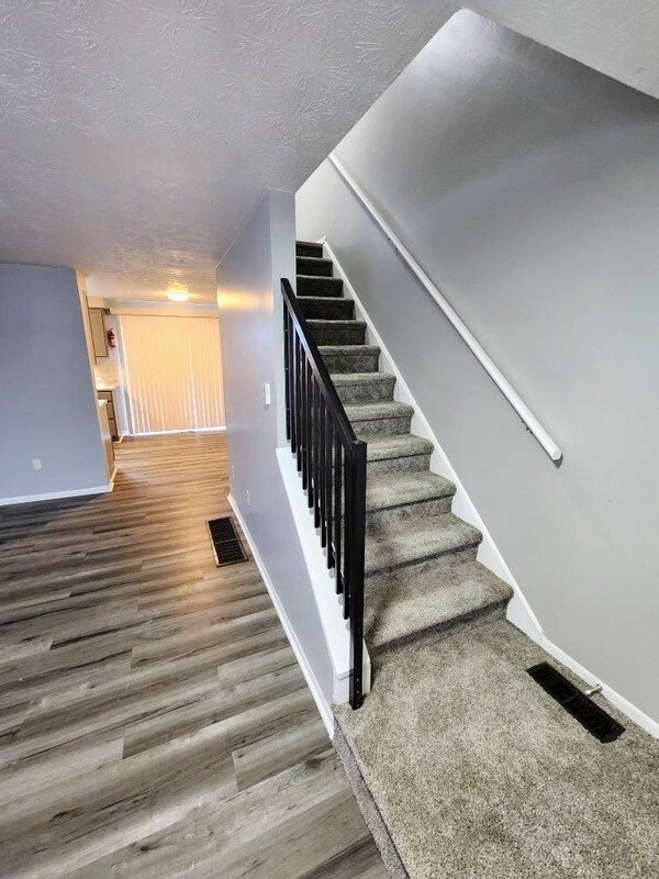 122 Heritage Cir, Bucyrus, OH 44820 Condo for Rent in Bucyrus, OH