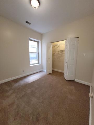 Building Photo - 5324 S King Dr