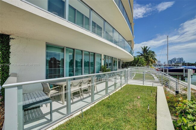 Foto del edificio - 6620 Indian Creek Dr