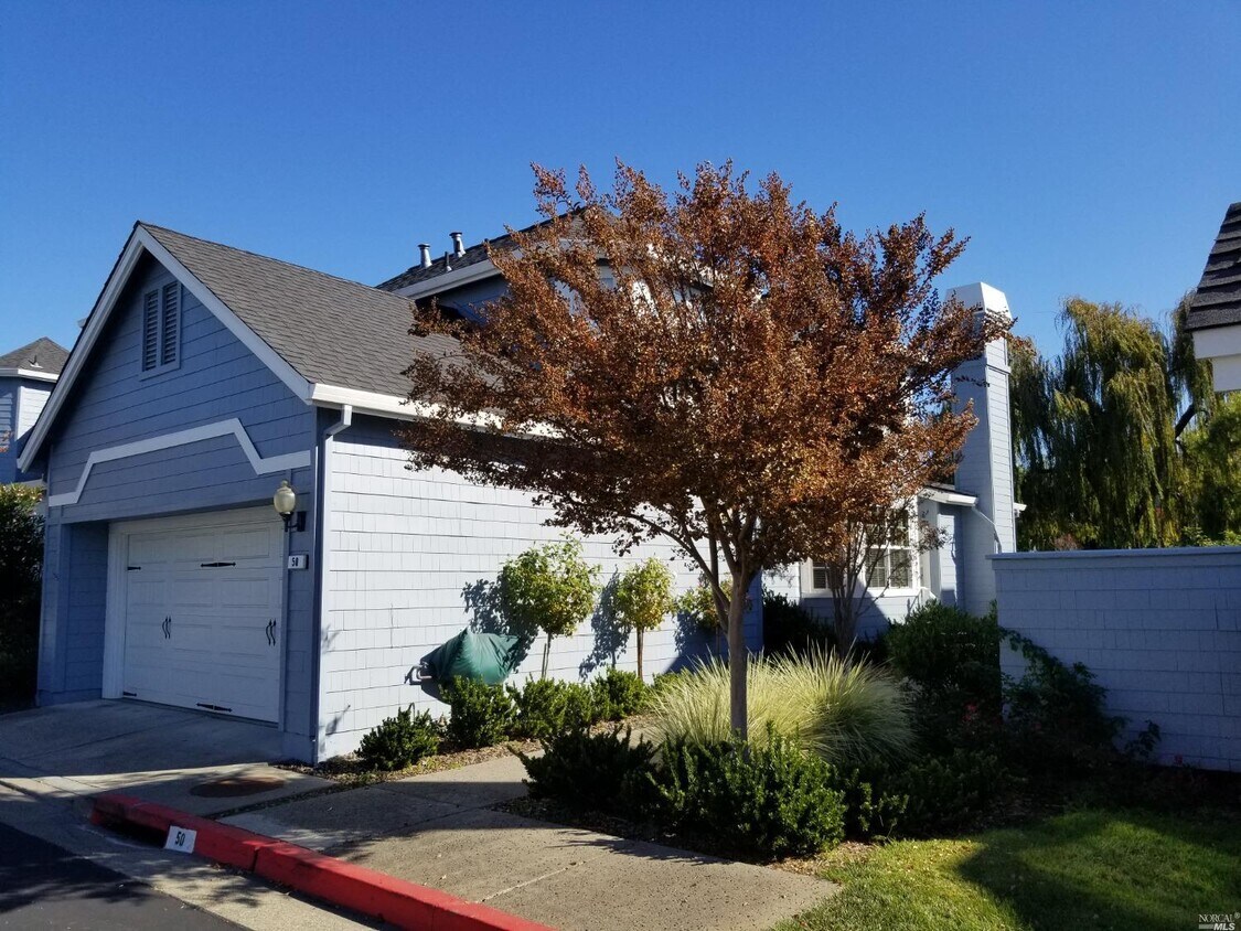 50 Mariners Cir, San Rafael, CA 94903 Condo for Rent in San Rafael