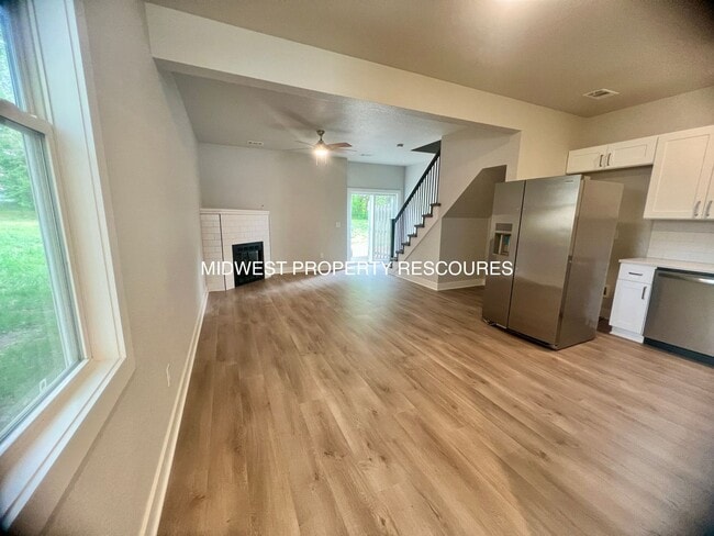 Building Photo - 1013 Renee Lynde Dr